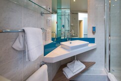 Holiday Inn Express MILTON KEYNES