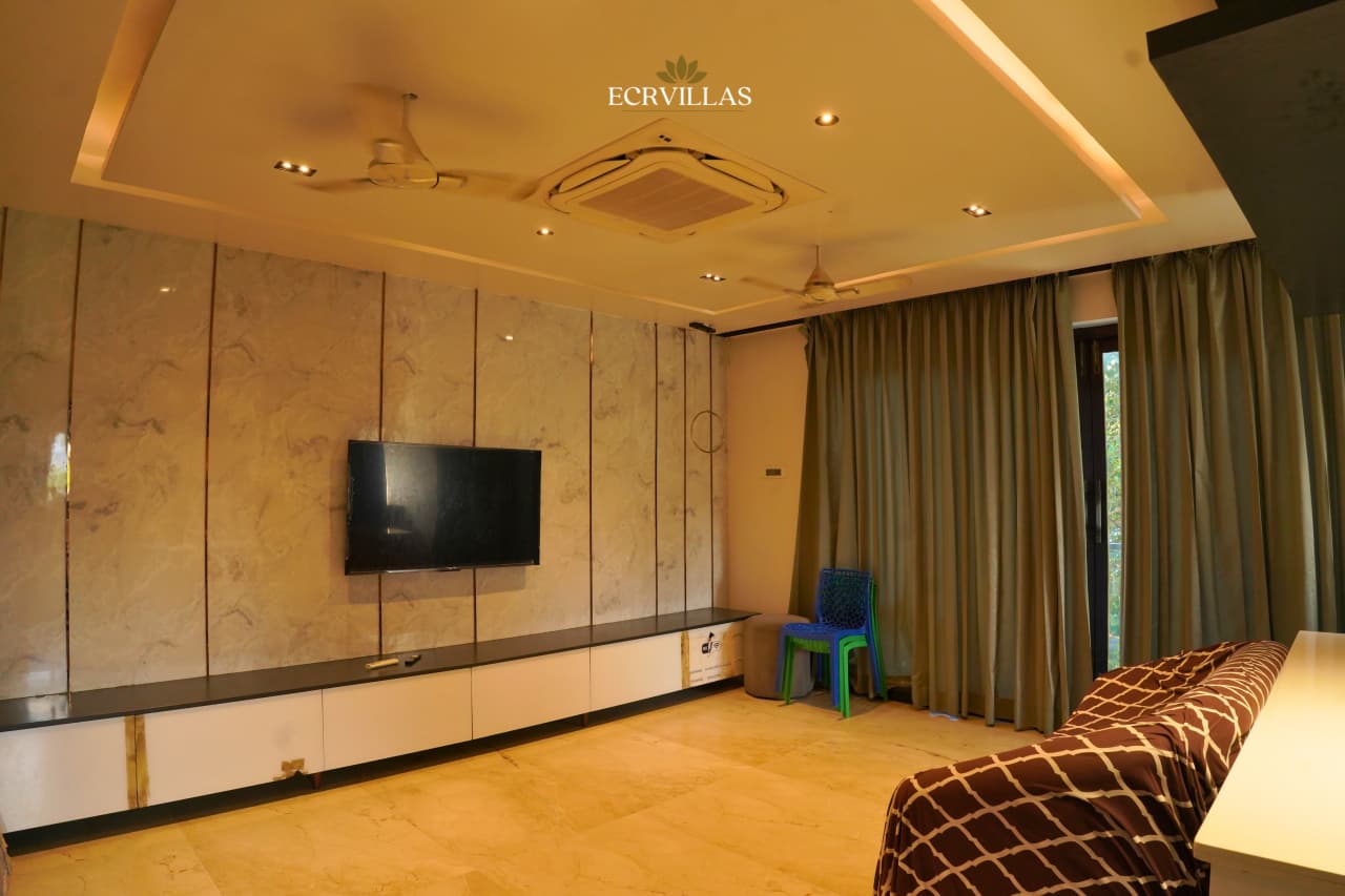 UPSTAY 2BHK - Tap to explore photos