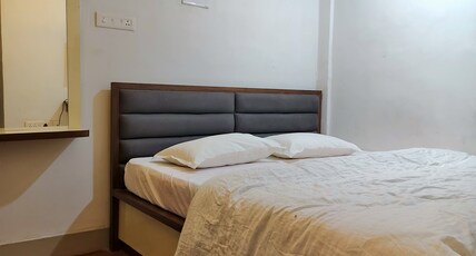 Bobby Beach House | On The Beach Room Type - Quadruple Deluxe Room