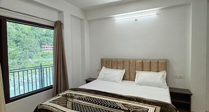 ShivBhola Homestay Room Type - Bedroom 2