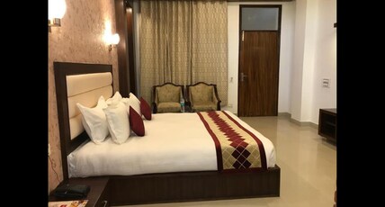 Royale Resort Room Type - Deluxe
