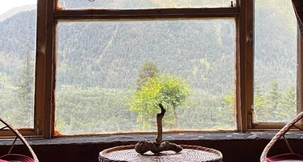 Freedom Palace Pahlgam Room Type - Mountain and Valley View Rooms