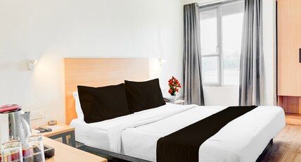 Townhouse MG Road Pune Room Type - Classic with Balcony