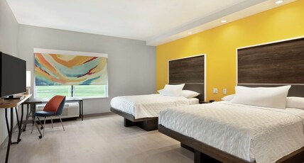 Tru by Hilton Webster Houston NASA, TX Room Type - 2 QN ACC RM W BATHTUB