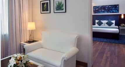 Radisson Blu Kochi Room Type - Deluxe Suite