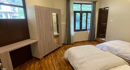 Eevolve An Eco - Hostel And Cafe Room Type - Deluxe Twin Private Room