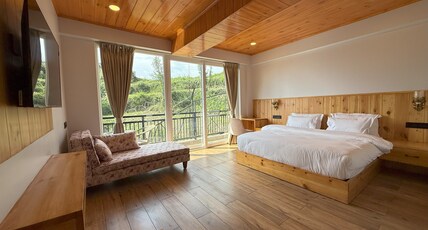 Country Inn Mukteshwar Room Type - Premium Executive Room