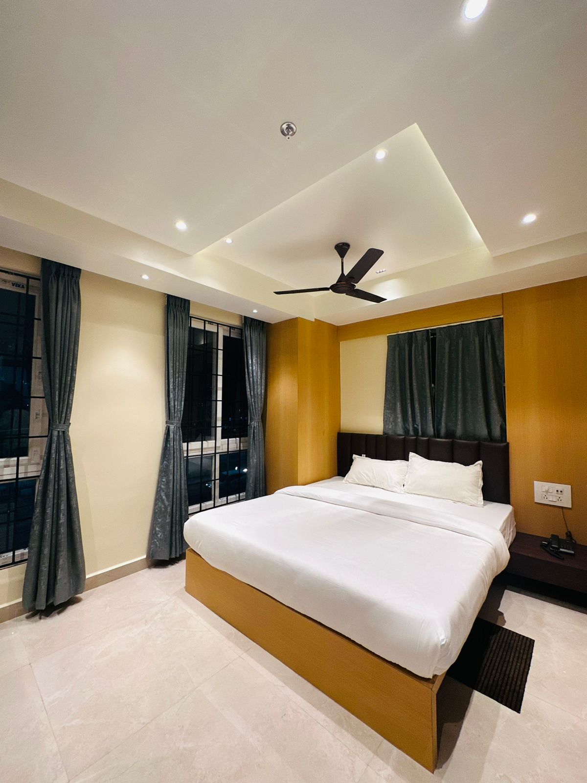 Fern Inn - Tap to explore photos