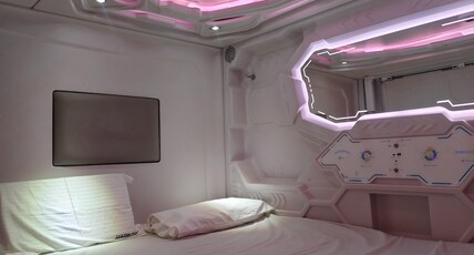 Triv Pods | Near Trivandrum Central Room Type - Family Pods