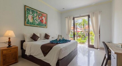 Favorit Bungalows Room Type - Deluxe Double Room