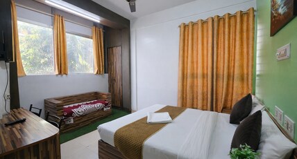 Hotel Century Inn, Bangalore Room Type - Deluxe Double Room