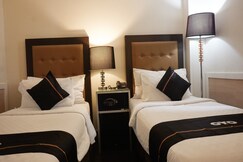Hotel O Townhouse Oak Grand Orienchi