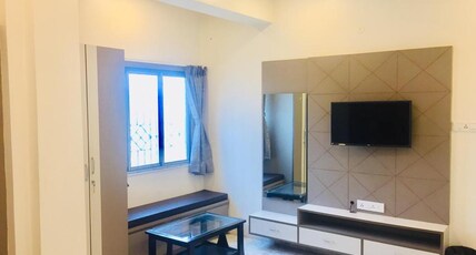 Shree Krishna Stay Room Type - Super deluxe