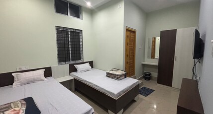 Sun Shine Residency Room Type - Twin Bed (AC)