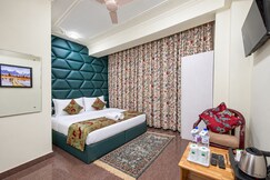 Wood Venture Residency by Stay Pattern - City Center