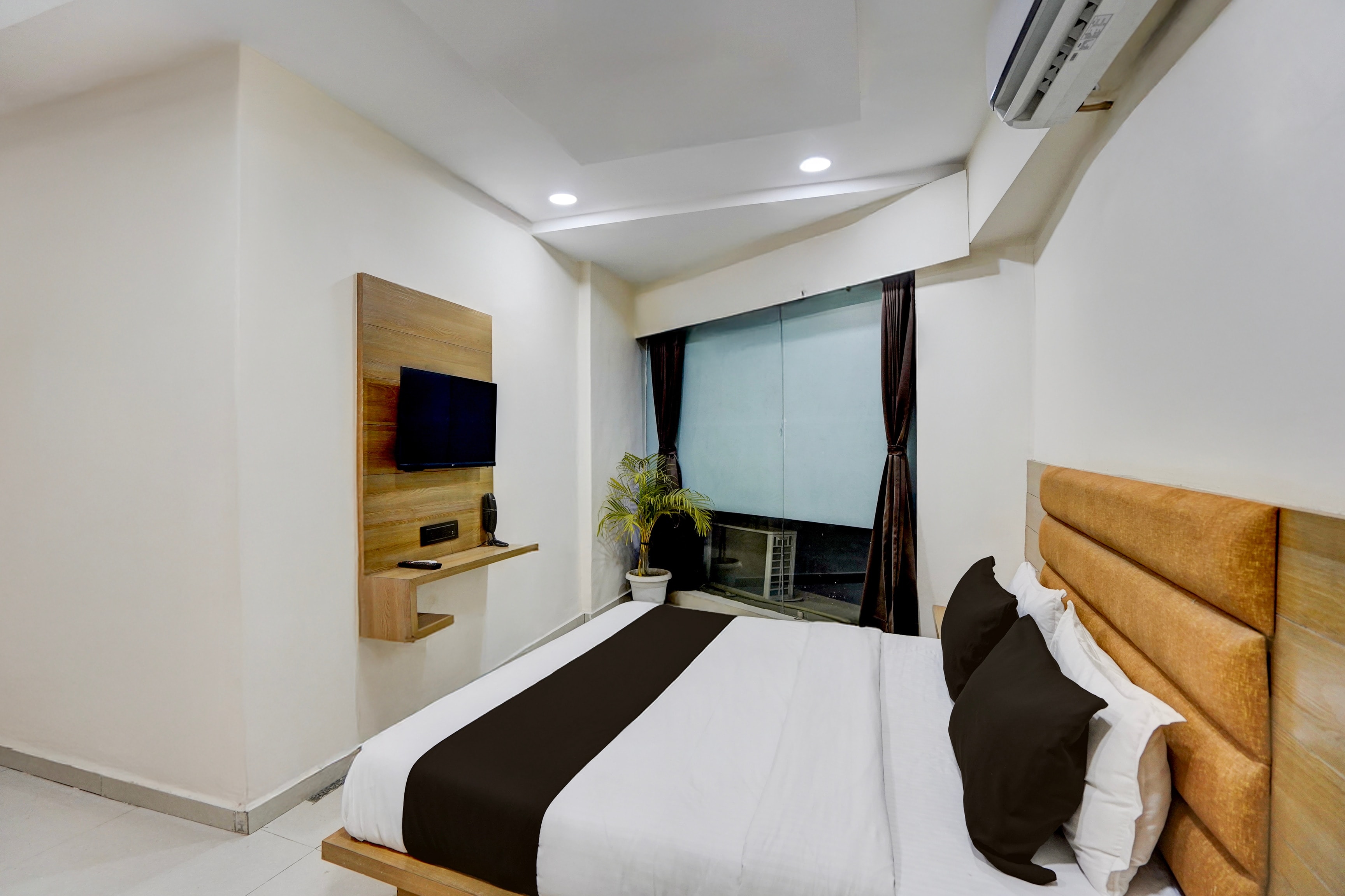 SPOT ON Hotel Konark - Tap to explore photos