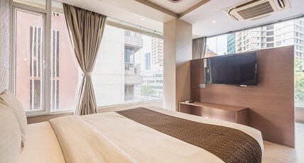 Hotel Aura  Near Malad Link Road Room Type - Super Deluxe Room