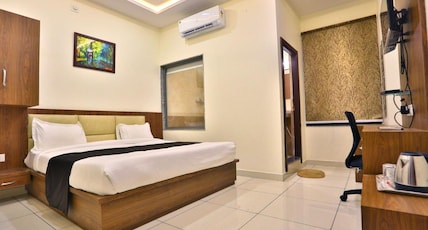 Hotel Shree Dev Prime Room Type - Super Deluxe Room