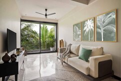 Evermore Villa 8BHK Luxury Pool Stay Nagoa