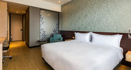 DoubleTree by Hilton Bogota Salitre AR Room Type - 1 KING EXECUTIVE