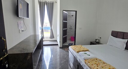 Hotel Virat Palace Room Type - R.N. - 106 ( Double bed )