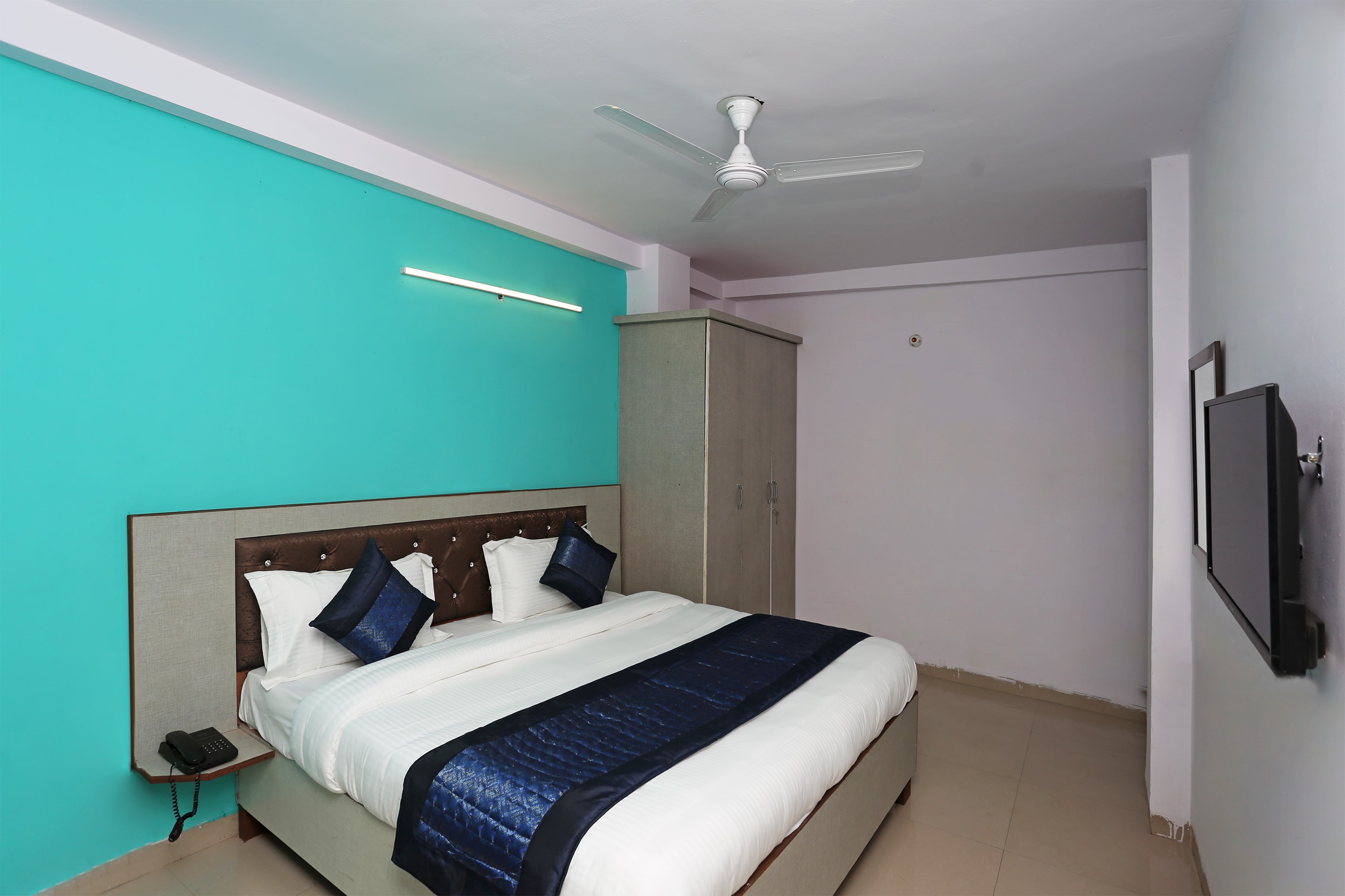 Anvi Hotels - Tap to explore photos