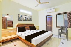 Hotel O Royal Season