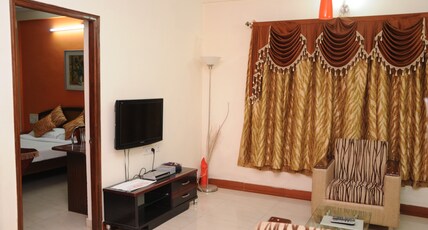 Maple Suites Apartment | Rooms & Restaurant Room Type - Luxury Suite 1 BHK apartment