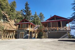 Shreya cozy hut sainj