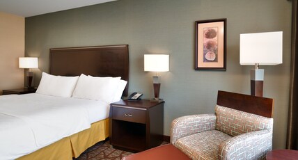 Holiday Inn Express Hotel & Suites Butte Room Type - 1 King Bed Standard Non-Smoking