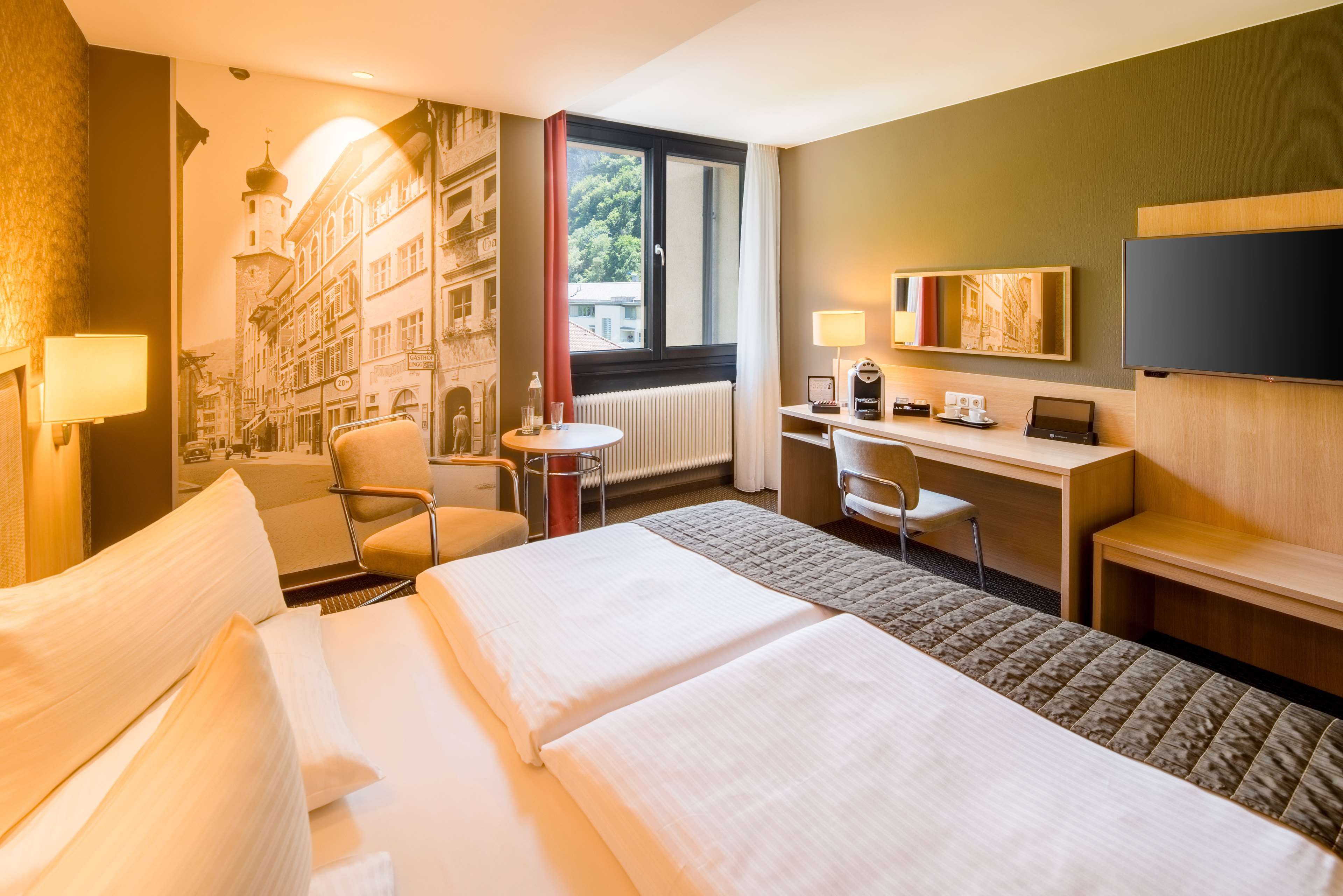 Best Western Plus Central Hotel Leonhard - Tap to explore photos