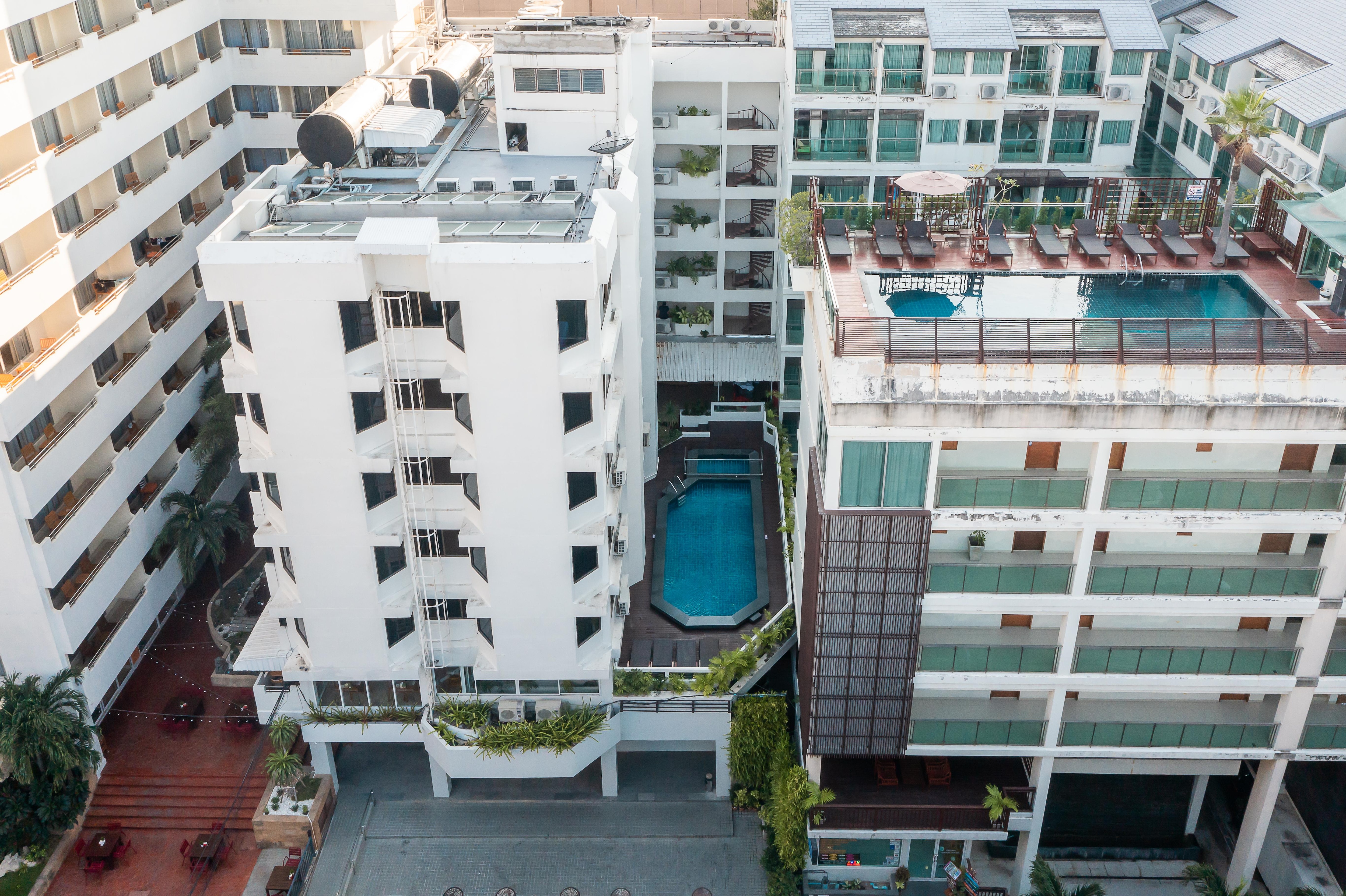 SUNSHINE HOTEL AND RESIDENCES - Tap to explore photos