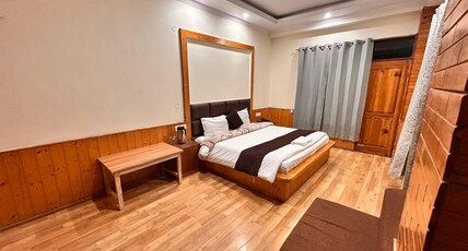 Arowana Woods Shimla Room Type - Luxury Family Suite