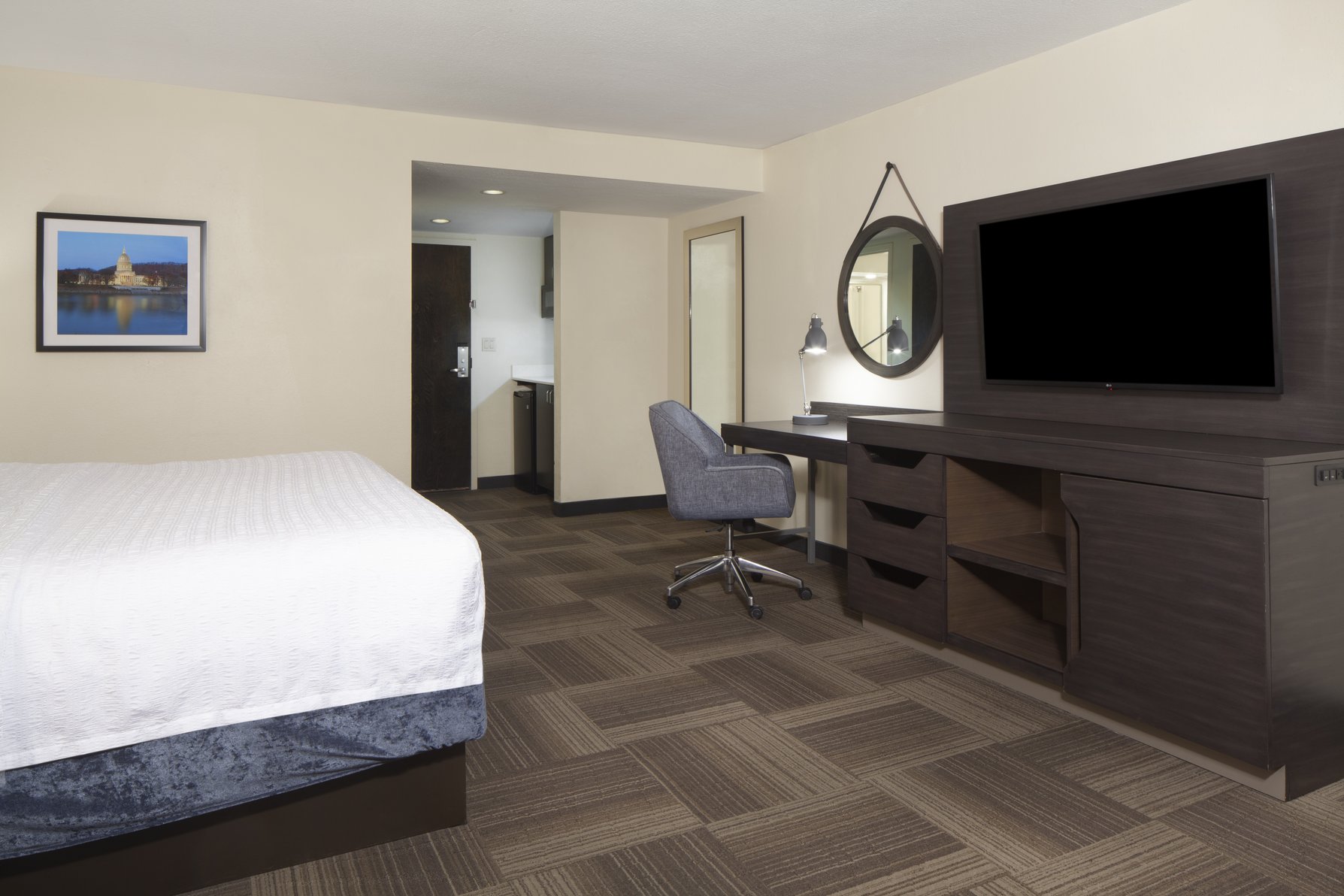 Hampton Inn Charleston Southridge - Tap to explore photos