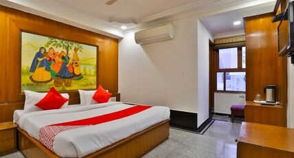 Hotel Darshan And Restaurant Room Type - Deluxe Room