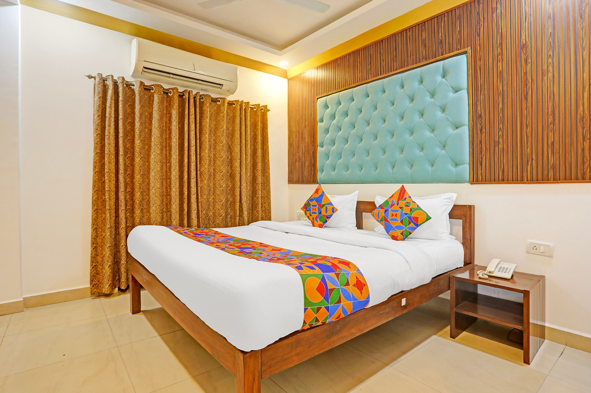 FabHotel 22 Square Living Spaces - Nr. Calangute Beach - Tap to explore photos