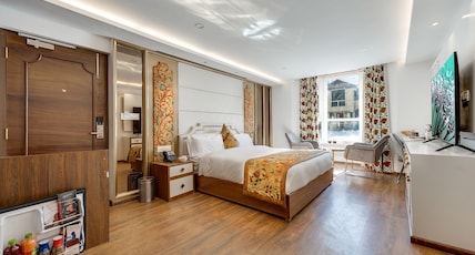 Snowland Resort & Spa Riverfront Room Type - Premium Deluxe - Mountain View or Garden View Snowland Resort & Spa Riverfront Room Type - Premium Deluxe - Mountain View or Garden View