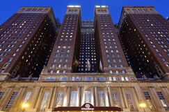 Hilton Chicago- Michigan Ave Cultural Mile