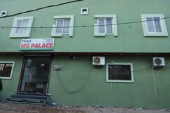 HOTEL MG PALACE
