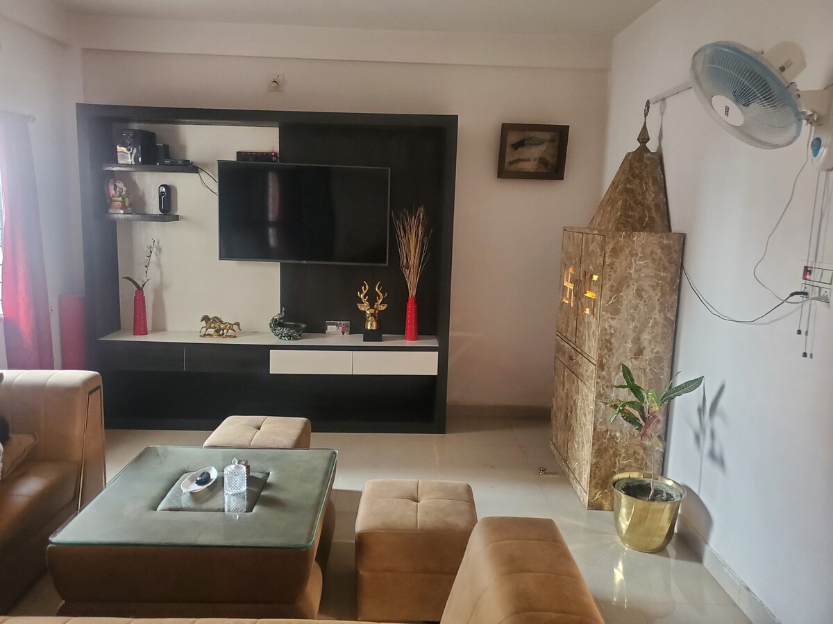 Cheerfull 4 BR Villa | Garden & Terrace - Tap to explore photos