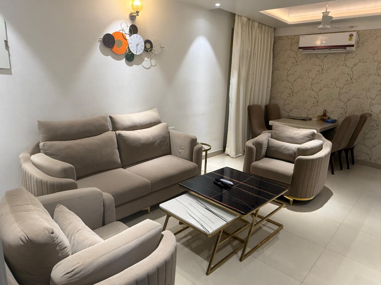 Khanna Luxe Villa | Entire 3BHK Apartment - Tap to explore photos