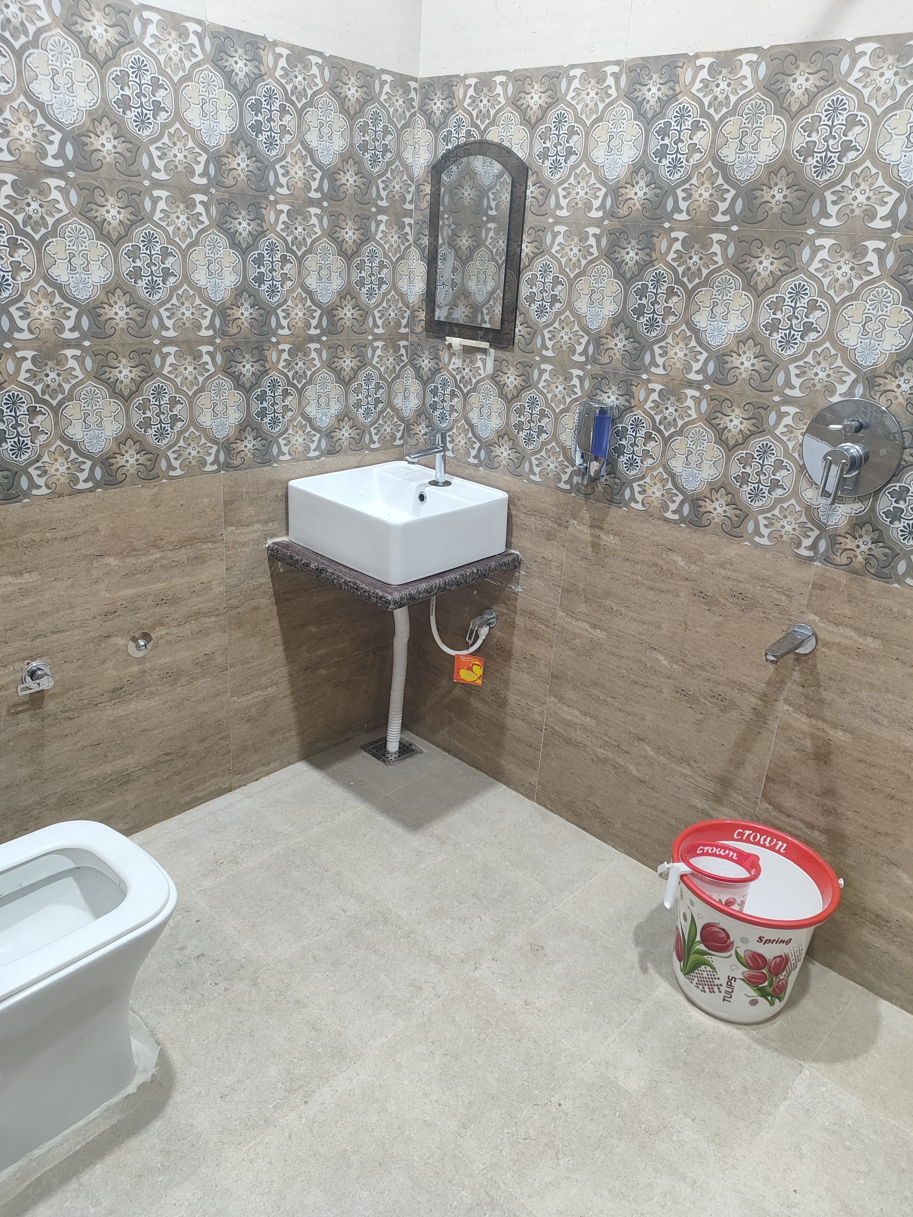 Modanwal Mansion - Tap to explore photos