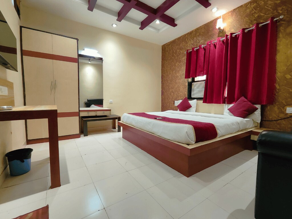 Hotel Jagdish - Tap to explore photos