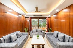 TIM Sector 51, ARTEMIS HOSPITAL 1 min walk, FORTIS & Medanta 4 mins drive