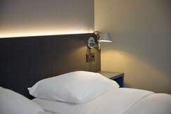 Maashotel Rotterdam Centre by Hilton