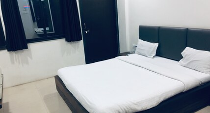BK Lodge Room Type - Super Deluxe AC