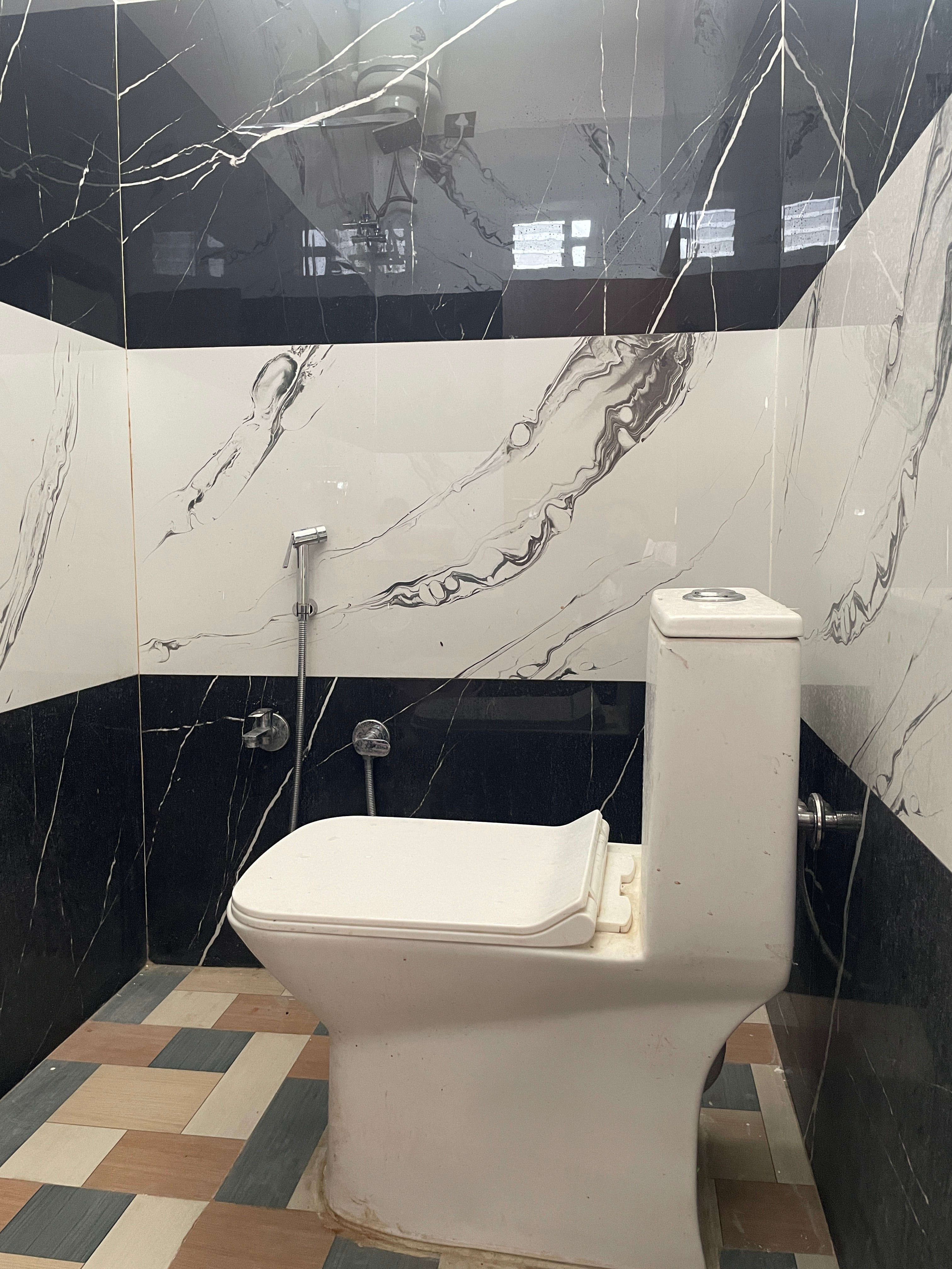 Hotel Moonlight & Restaurant - Tap to explore photos