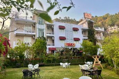 The Royal Court By Vikalp