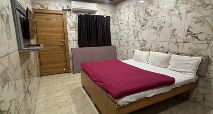 Hotel Ashirwad Room Type - Deluxe Double Room