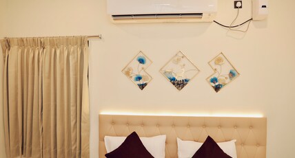 Hotel SGK Room Type - Deluxe King Room Hotel SGK Room Type - Deluxe King Room